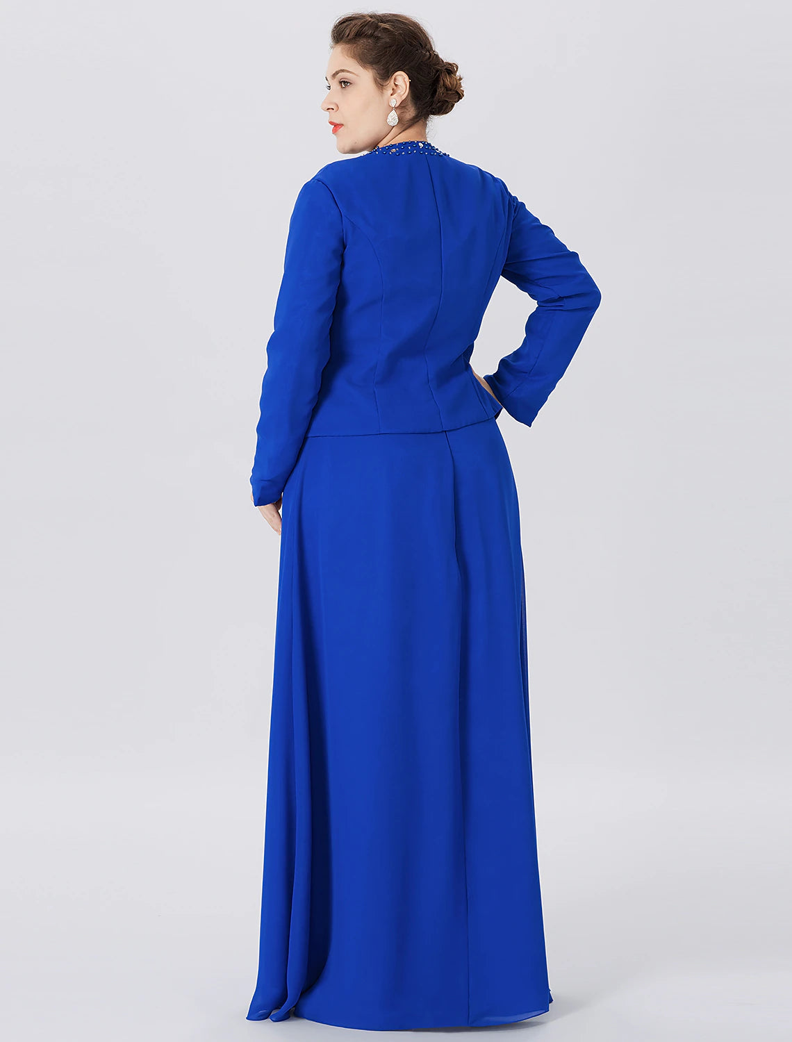 Abito da madre della sposa a trapezio, formale, classico e intramontabile, elegante e lussuoso, taglie forti, spalline, lunghezza pavimento, chiffon, pizzo, maniche lunghe, coprispalle incluso, con perle e cristalli.